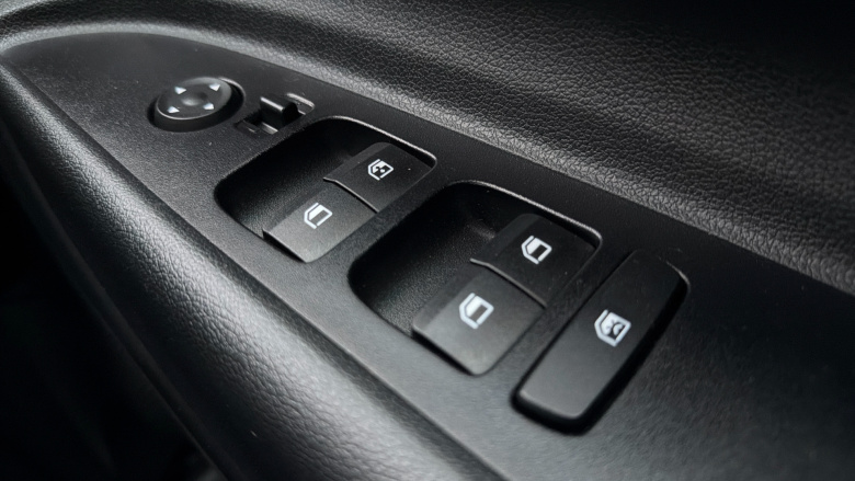 Hyundai i20 1.0T GDi 48V MHD SE Connect 5dr Petrol Hatchback